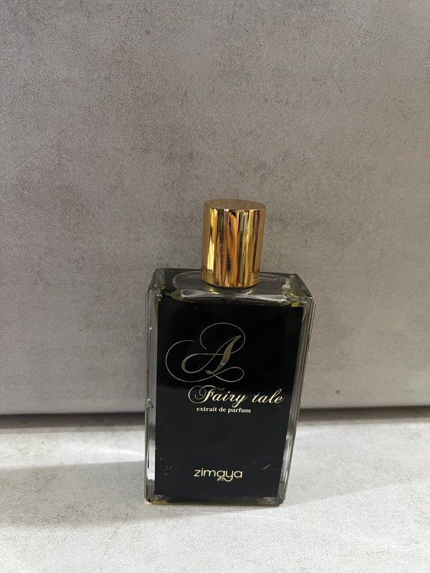 عطر اِ فری تل(A Fairy Tale) مدل زیمایا